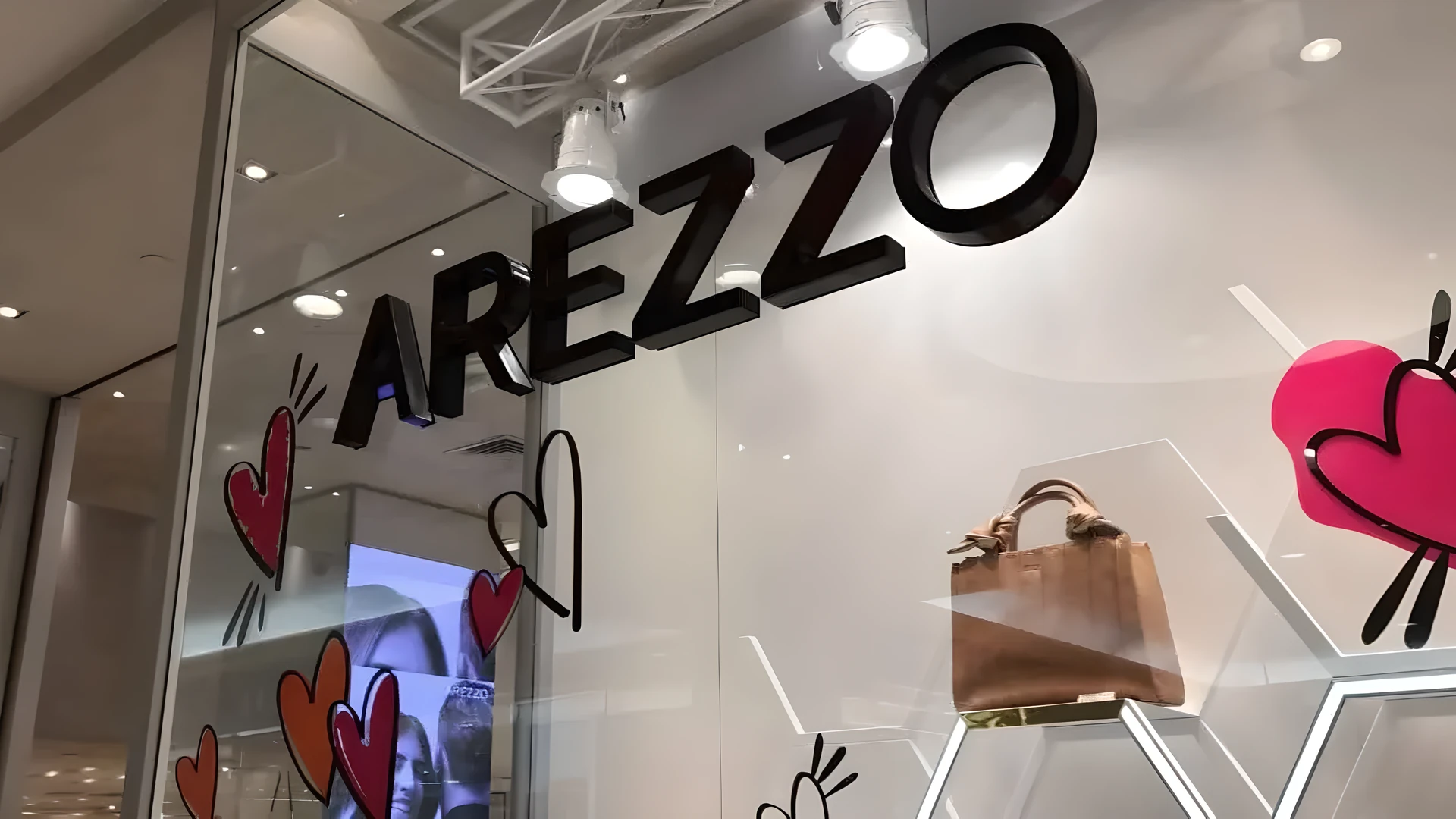 Arezzo (AZZA3) posts profit of R$ 106.5 million in 2Q26