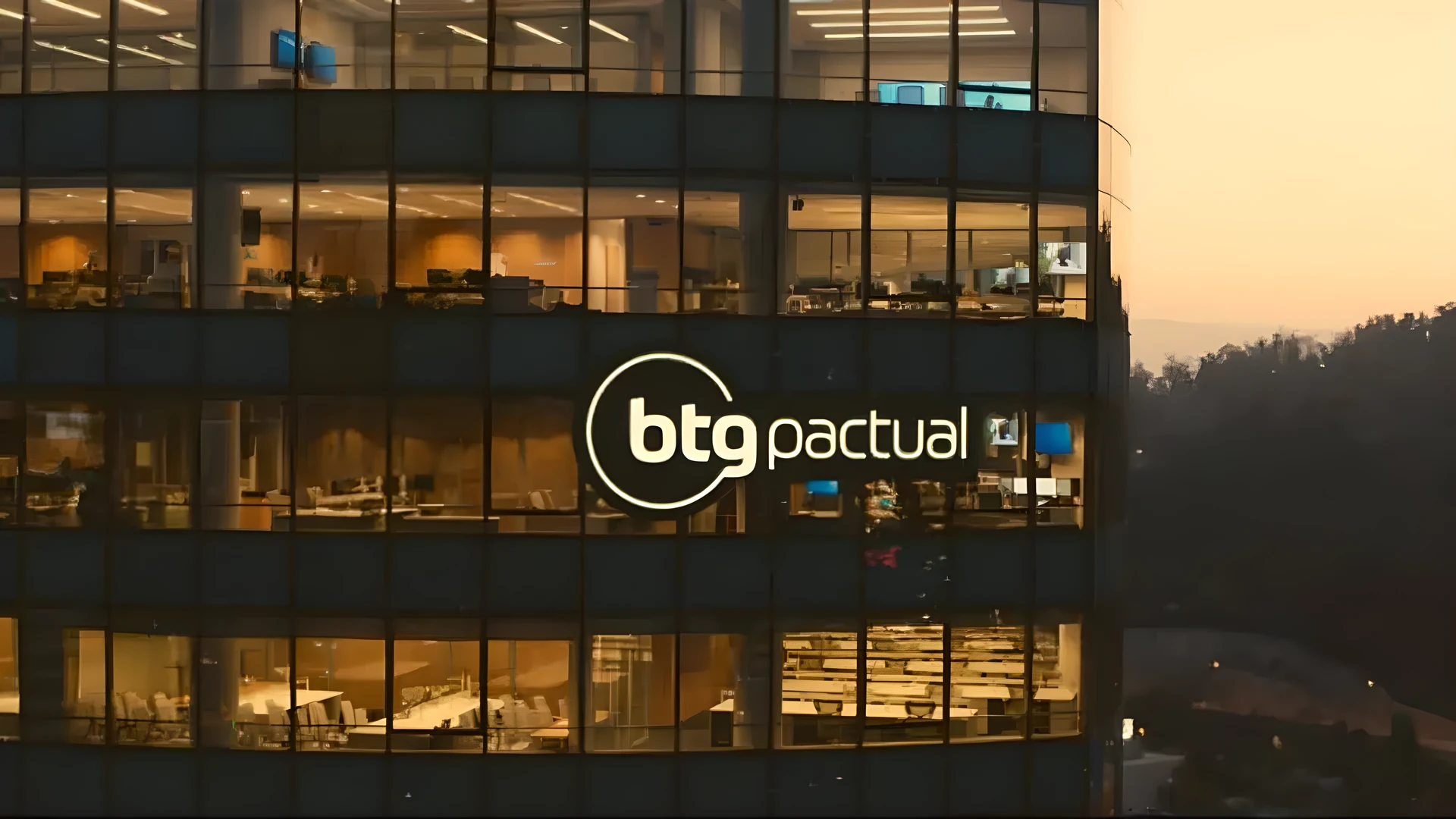 PETR4, ITUB3 and BPAC11 hit new 52-week highs