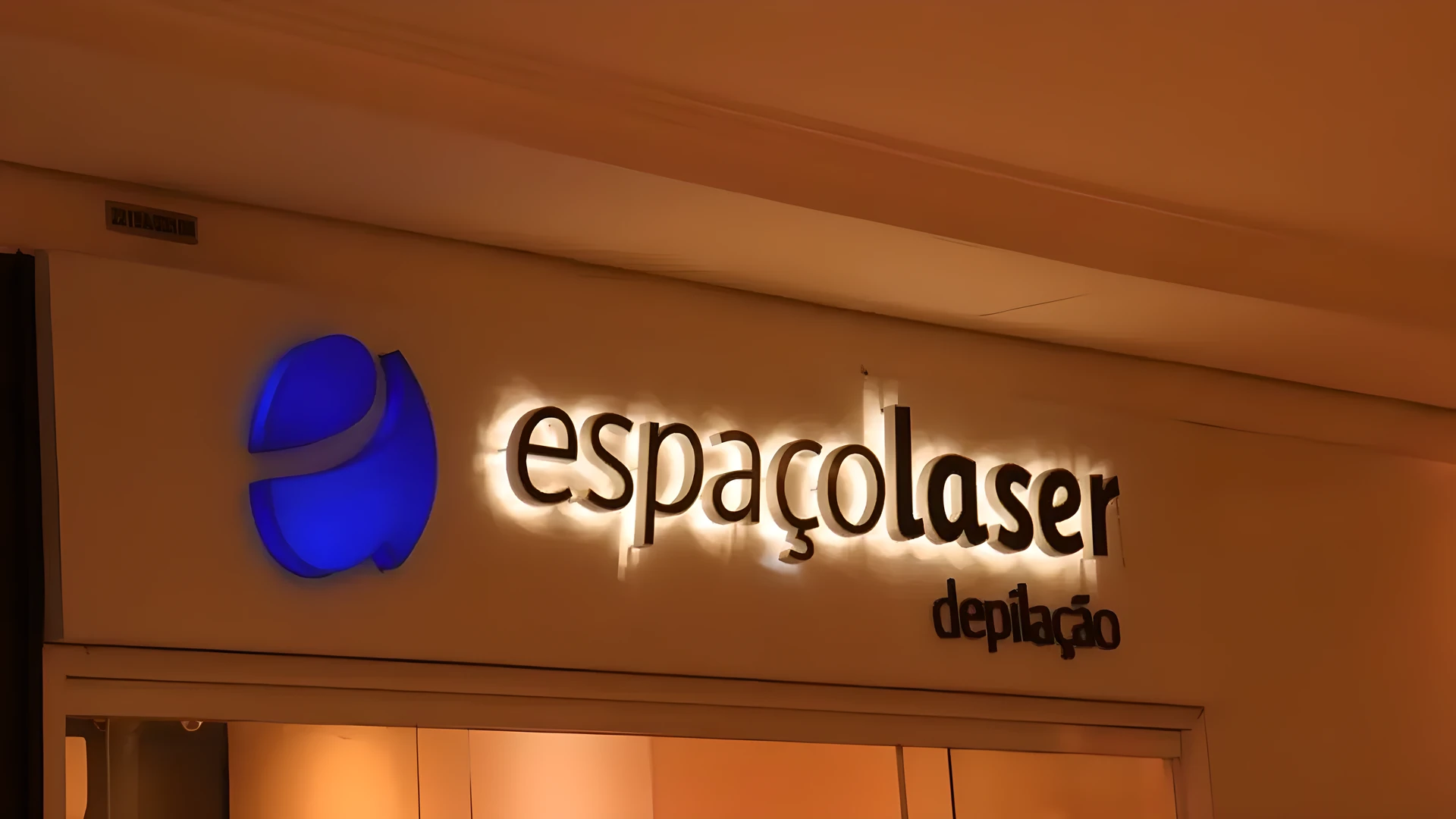 ESPA3 rises 1.6% and Ibovespa opens higher on B3 today