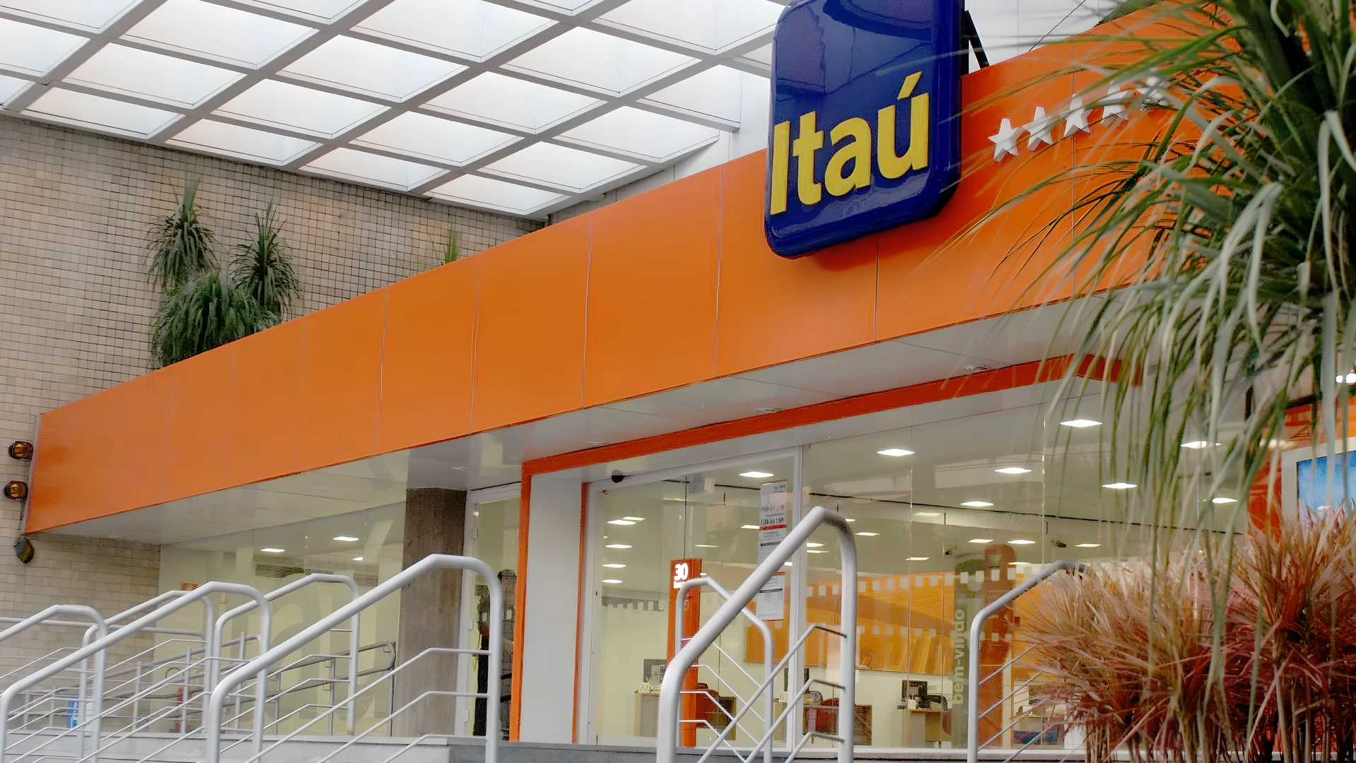 Itaú Unibanco (ITUB4) announces R$ 1.4 bn buyback of notes