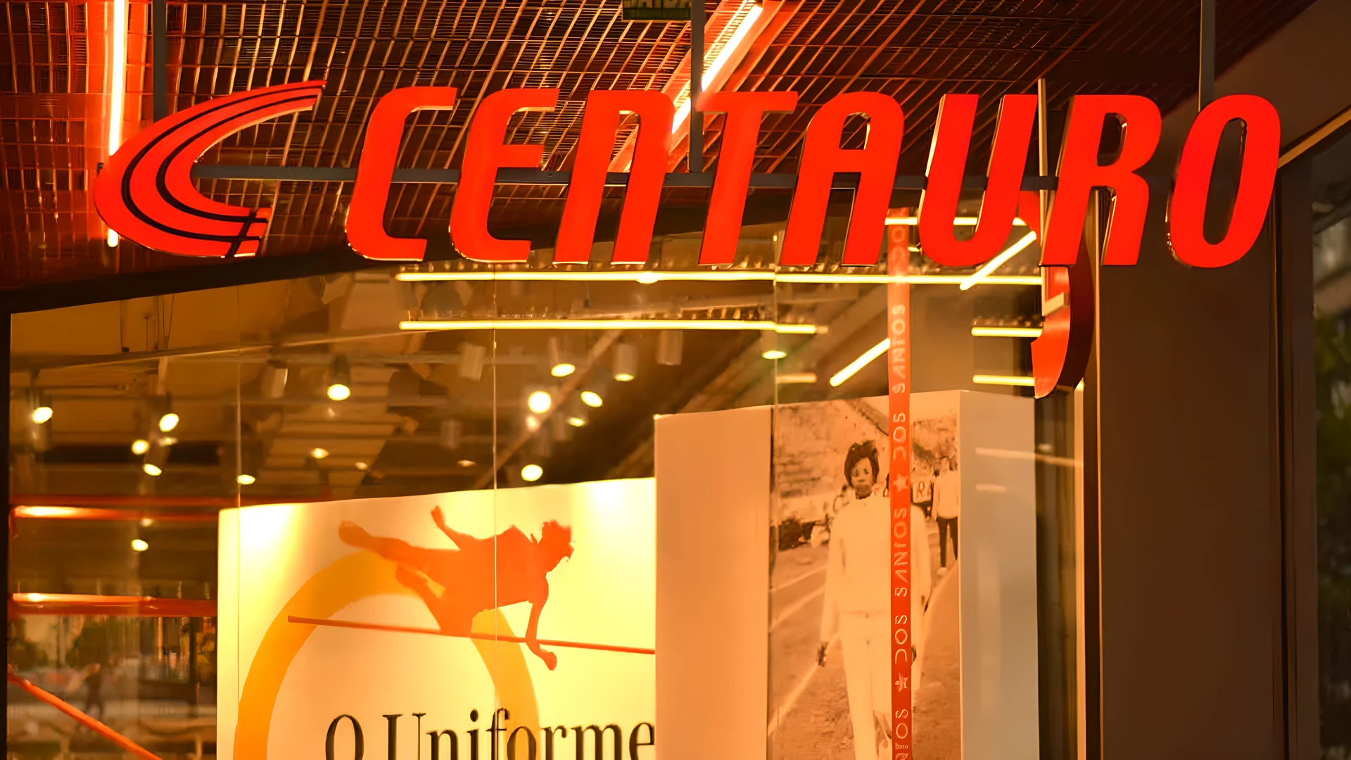 Net revenue rises 22.1% and adjusted ex-IFRS EBITDA advances 48.7% in the quarter