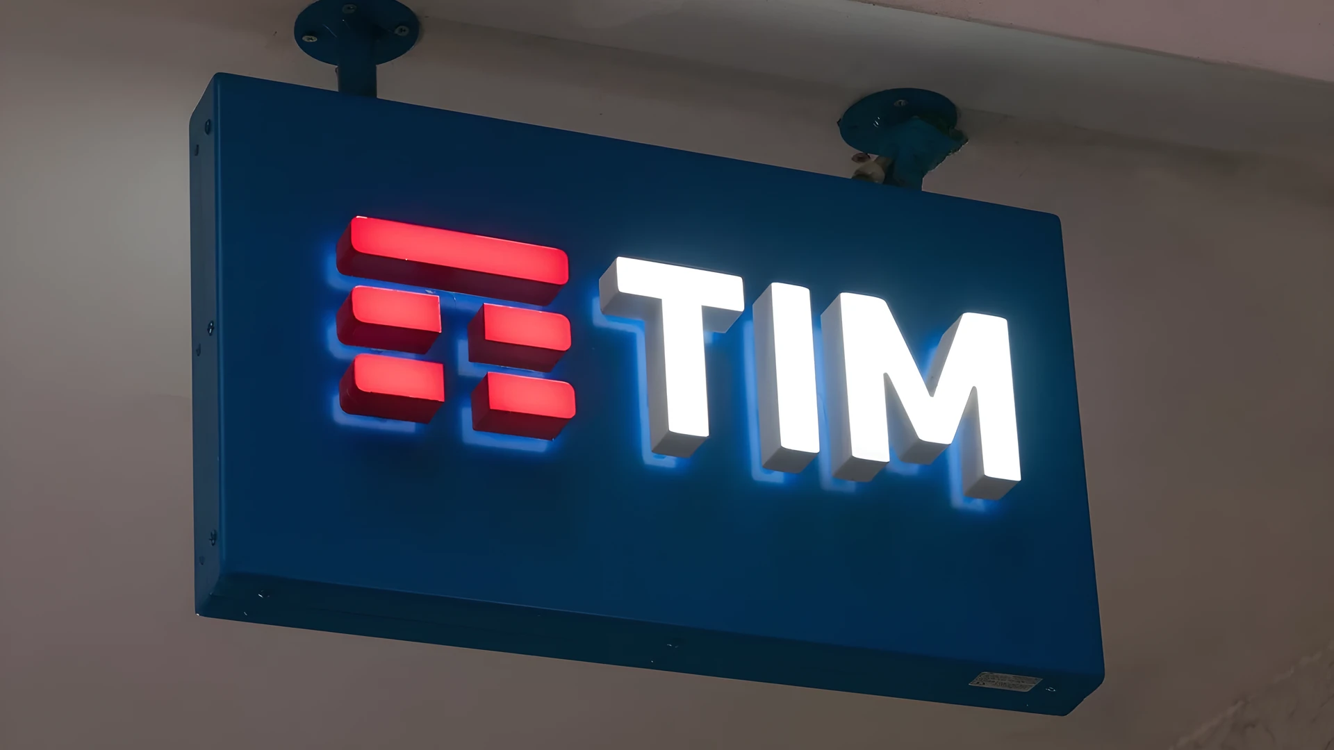 TIM (TIMS3) approves cancellation of 13.2 million shares