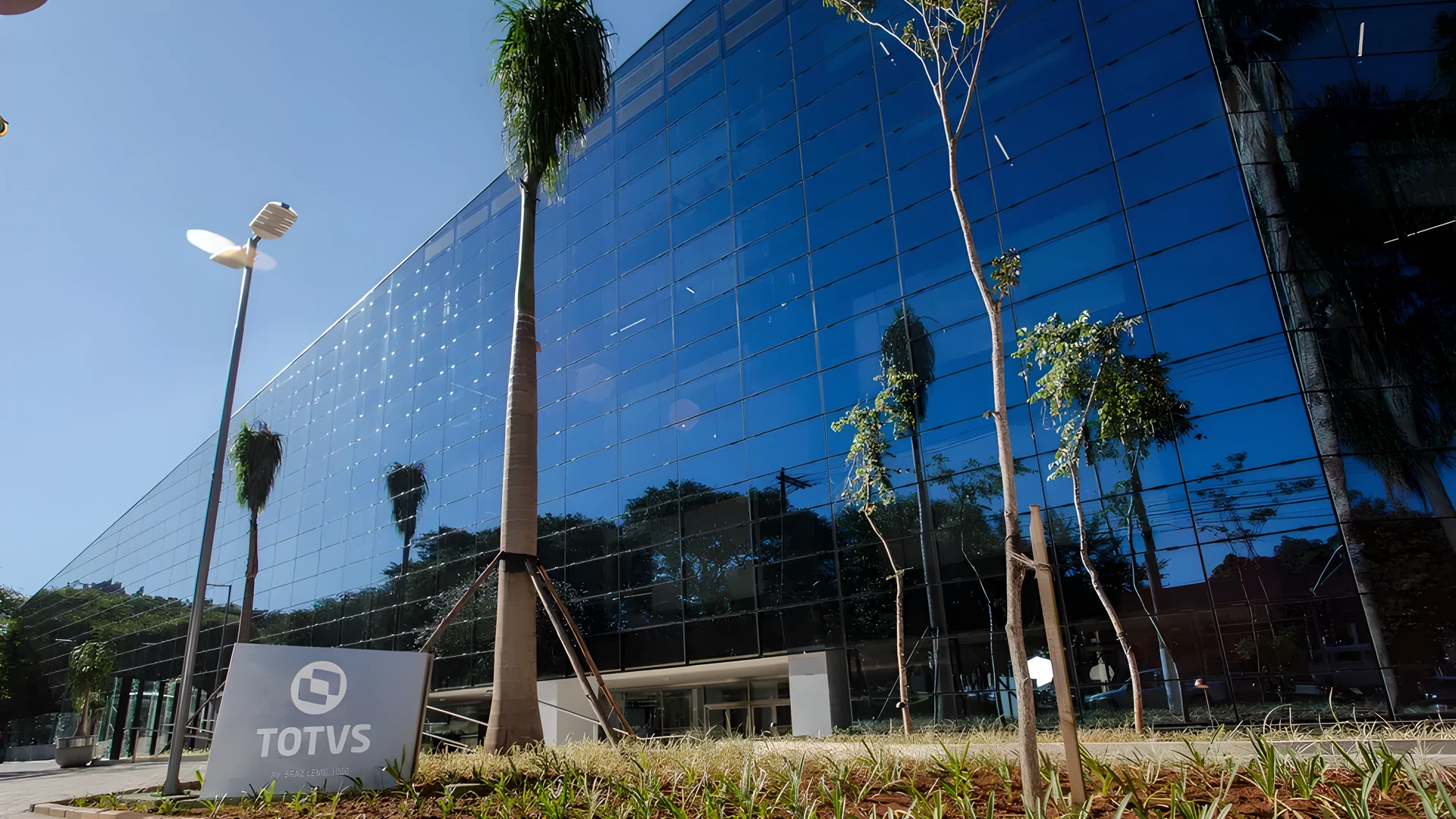 TOTVS (TOTS3) completes buyback of 20 million own shares